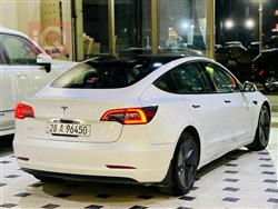 تسلا موديل 3